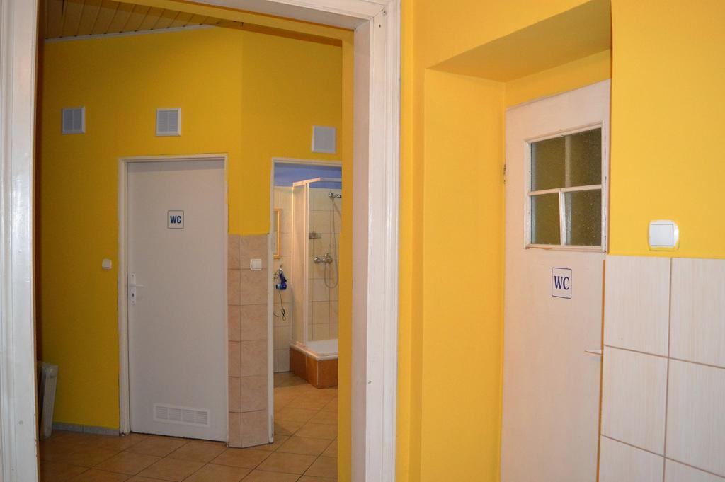 Honey Hostel Krakow Luaran gambar