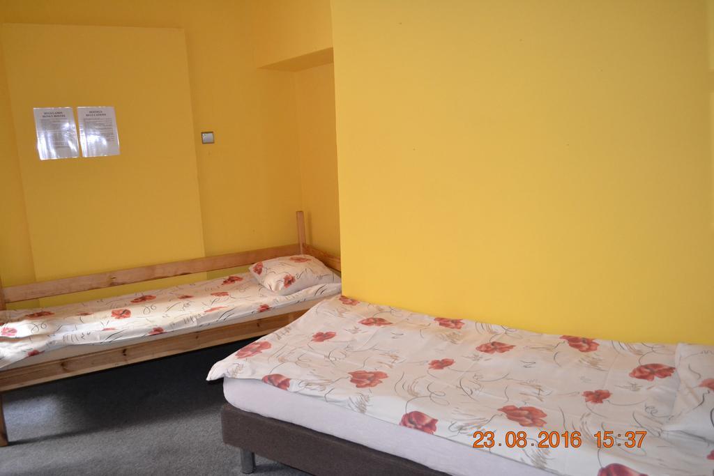 Honey Hostel Krakow Luaran gambar